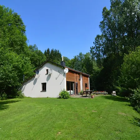 Feriehus Family With Garden , Cleaning Included Noirefontaine
